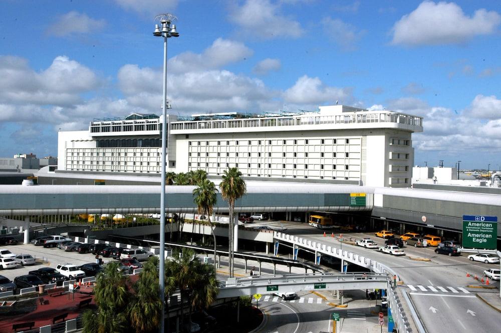 Miami International Airport Hotel Exterior foto